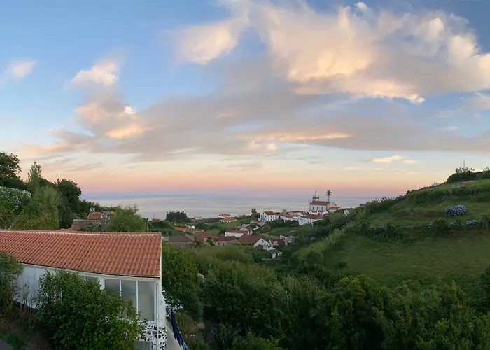 Moradia Terra Cha Sea View 1 To 4 Pers