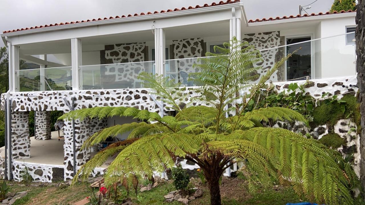 Dom wakacyjny Moradia Terra Cha Sea View 1 To 4 Pers