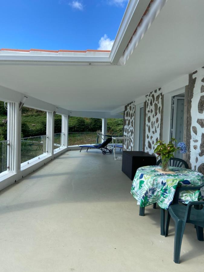 Moradia Terra Cha Sea View 1 To 4 Pers * Lomba (Flores)